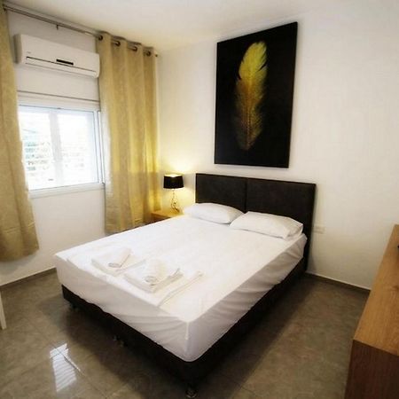 Arendaizrail Apartments - Khana Szenes Street 29 Bat Yam Eksteriør bilde