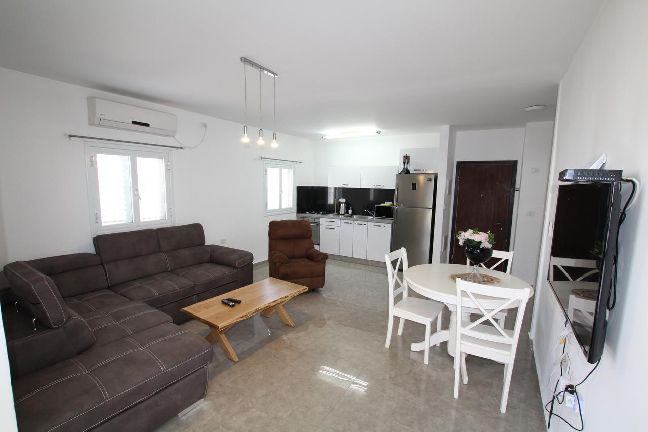 Arendaizrail Apartments - Khana Szenes Street 29 Bat Yam Eksteriør bilde