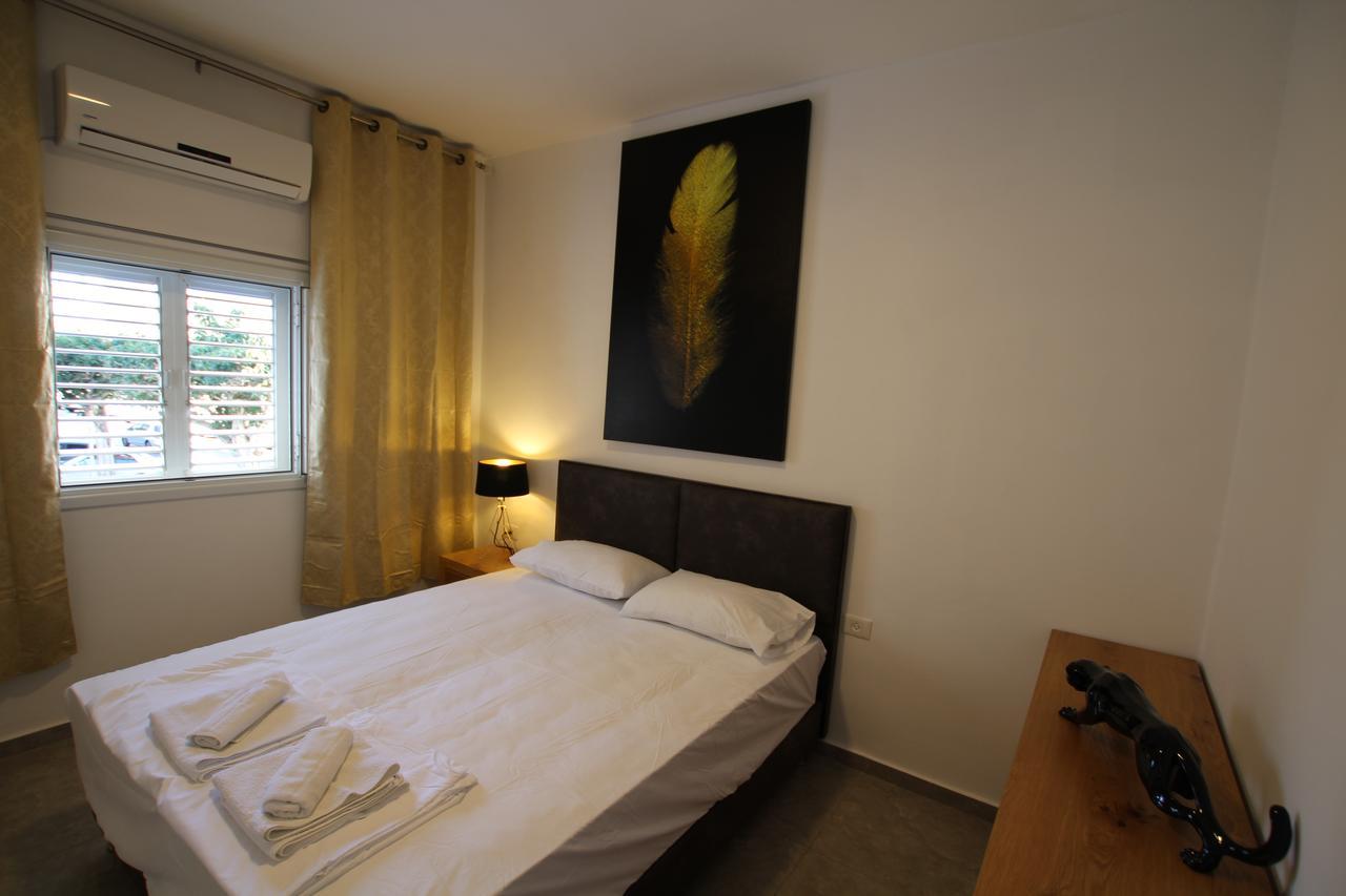 Arendaizrail Apartments - Khana Szenes Street 29 Bat Yam Eksteriør bilde