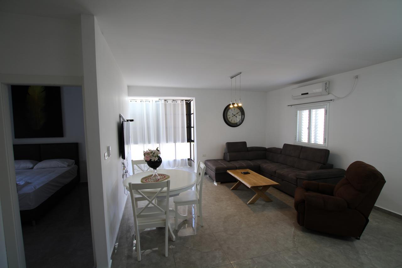 Arendaizrail Apartments - Khana Szenes Street 29 Bat Yam Eksteriør bilde