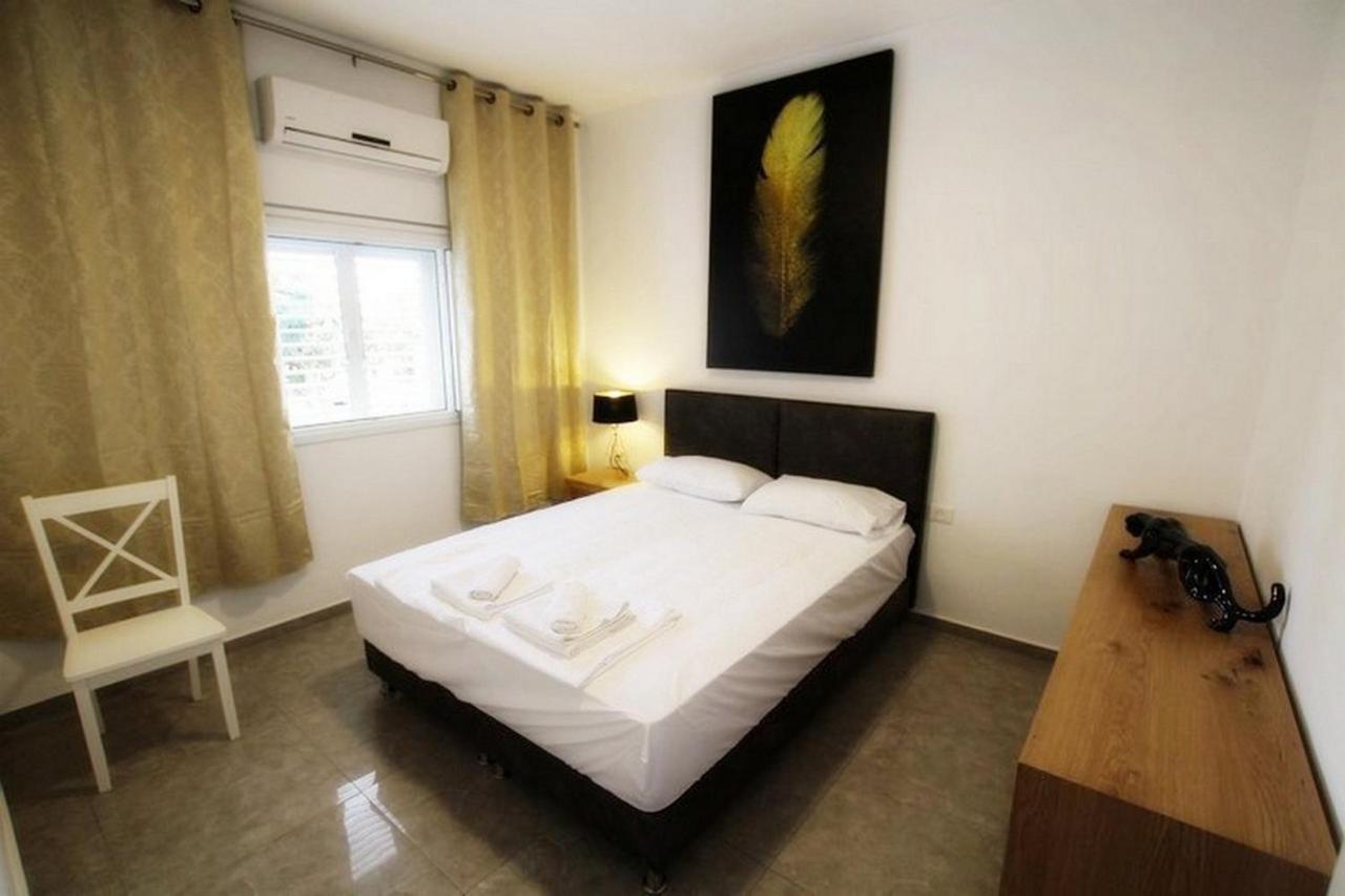 Arendaizrail Apartments - Khana Szenes Street 29 Bat Yam Eksteriør bilde